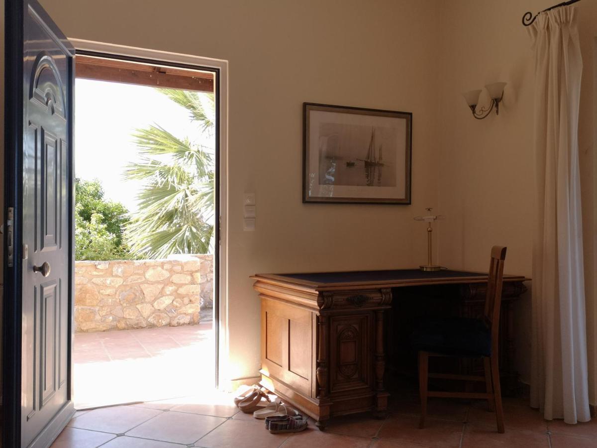 Villa Lir Tholos  Eksteriør billede